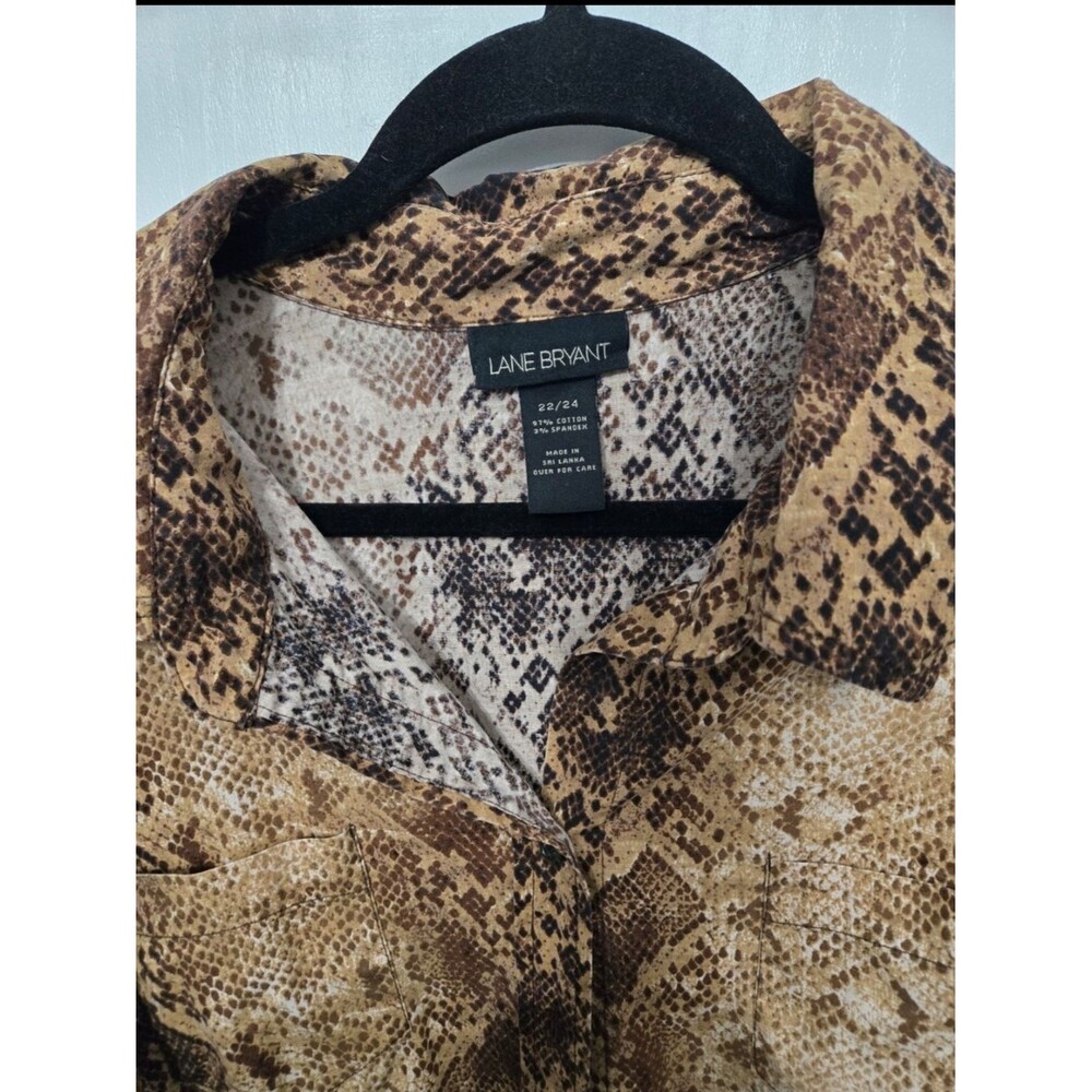 Lane Bryant Brown Tan Snakeskin Button‑Front Shirt – Size 22/24 – EUC - Picture 4 of 8